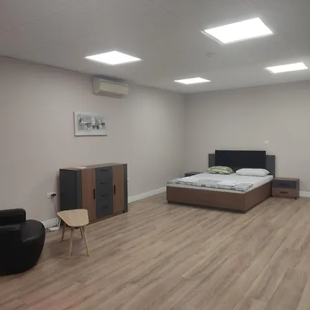 Apartament тристаен владислав 1